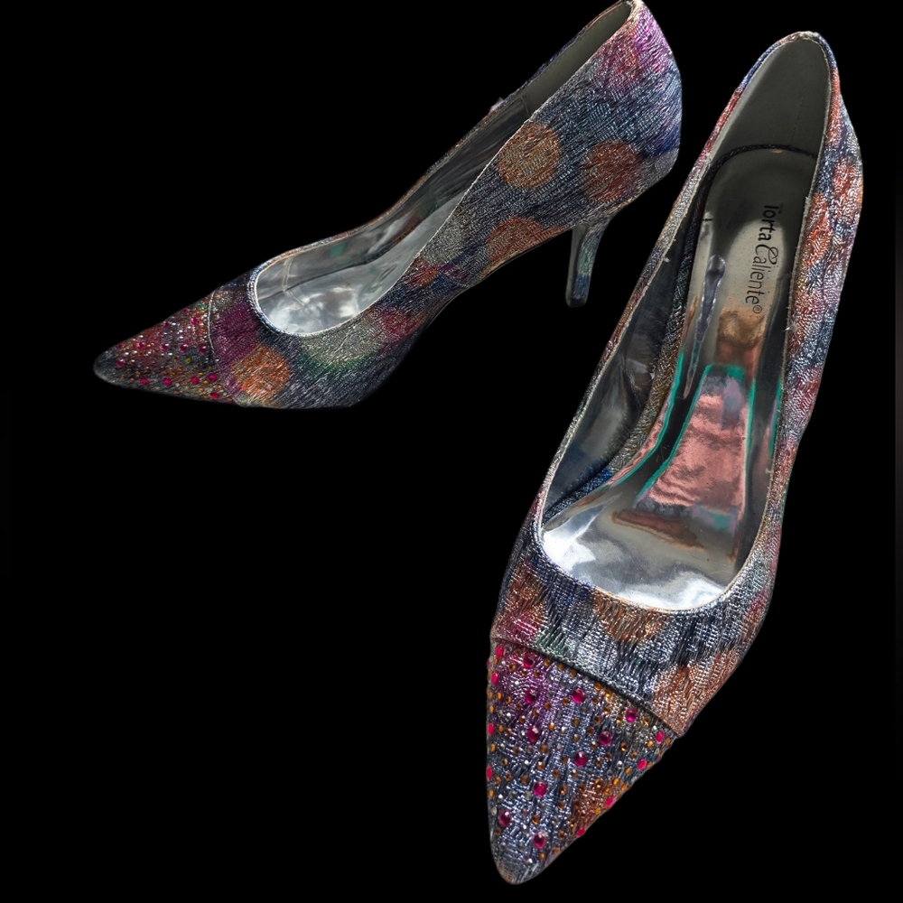 Torta Caliente Metallic Rhinestone Pointed Toe Heels Size 9 Y2K Glam
